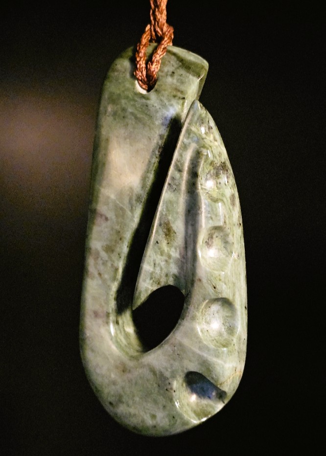 Matau Hanging 1