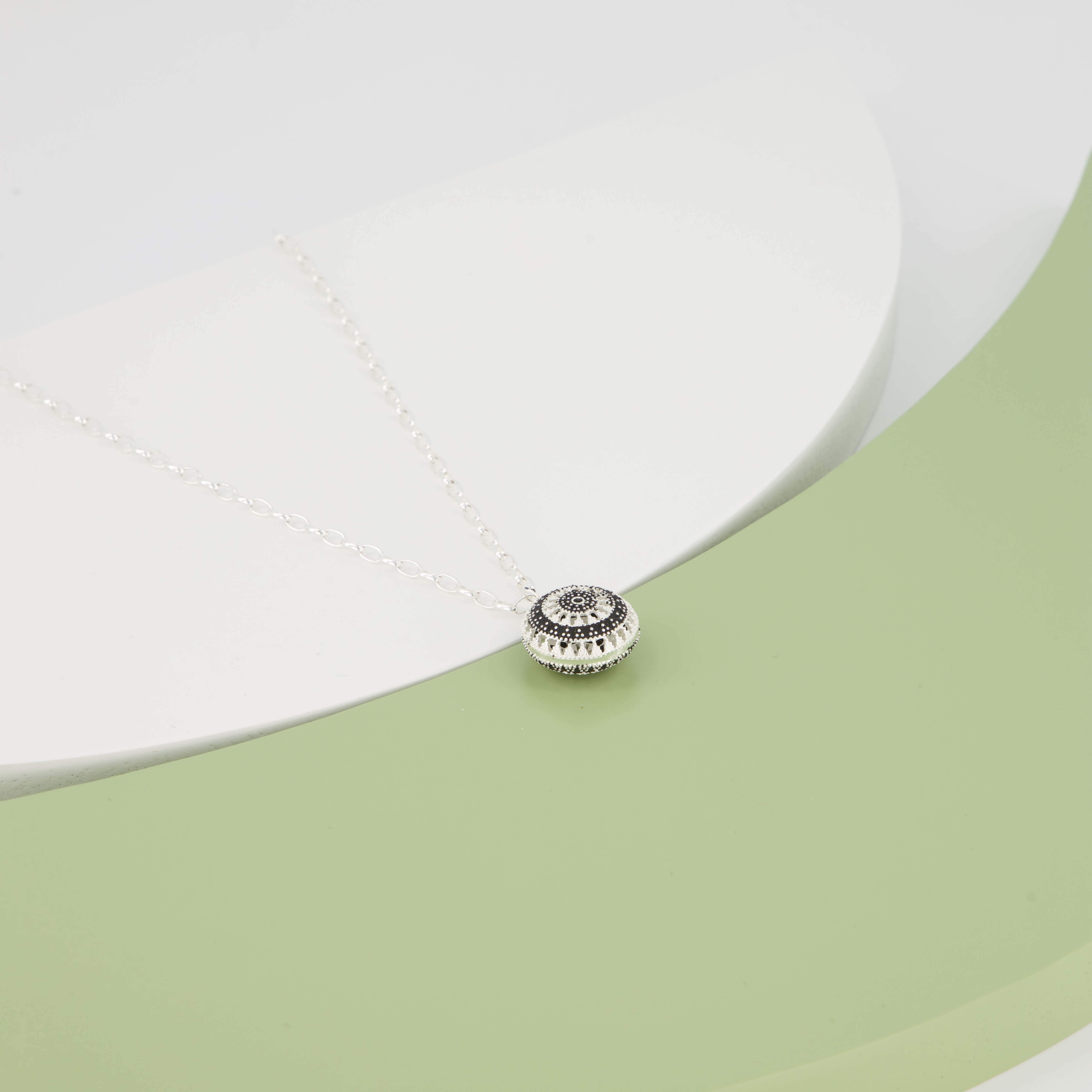 P231101092431 back JPG 35 v4