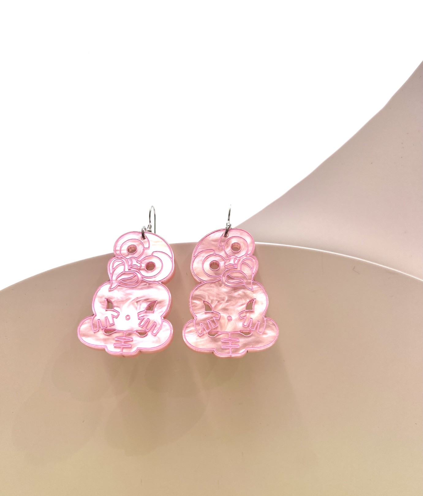 Tiki pink earrings