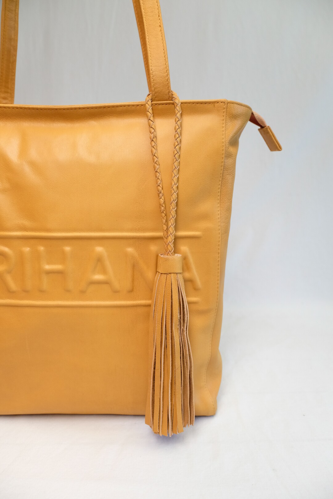 wirihana road tote in tan