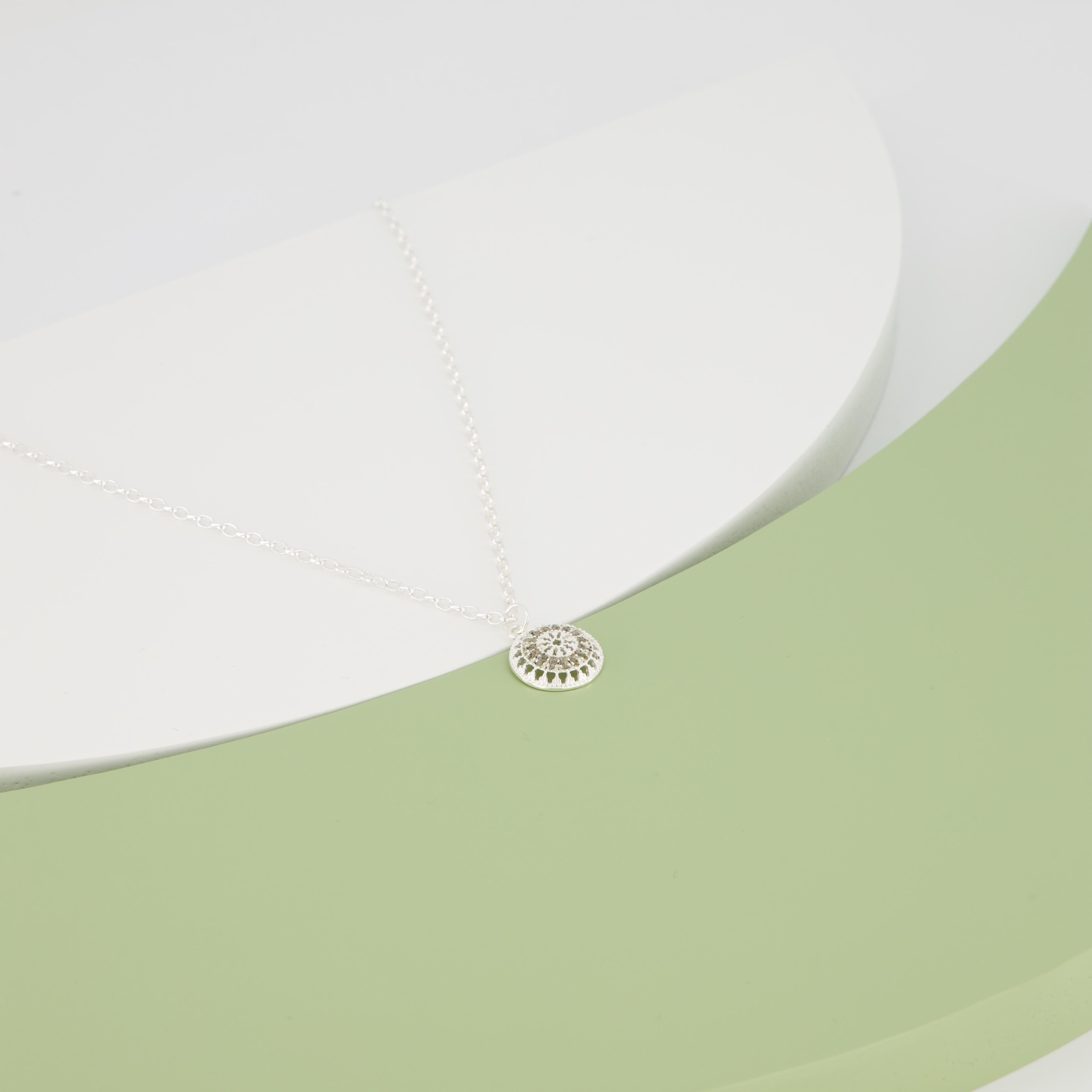 P231101092431 back JPG 26