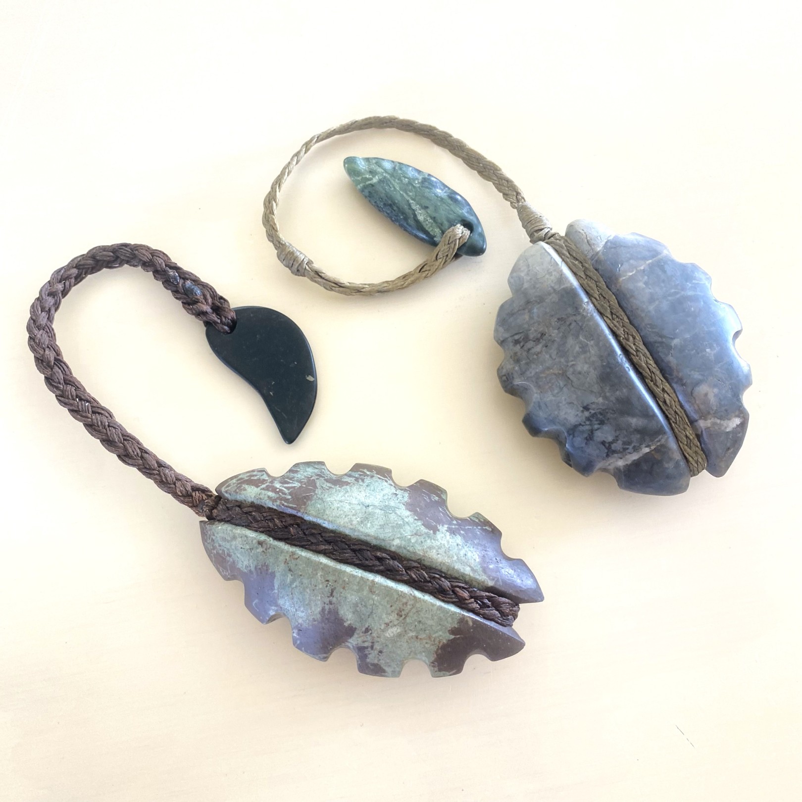 23 small Sculpture Green + Grey Mahe Argillite