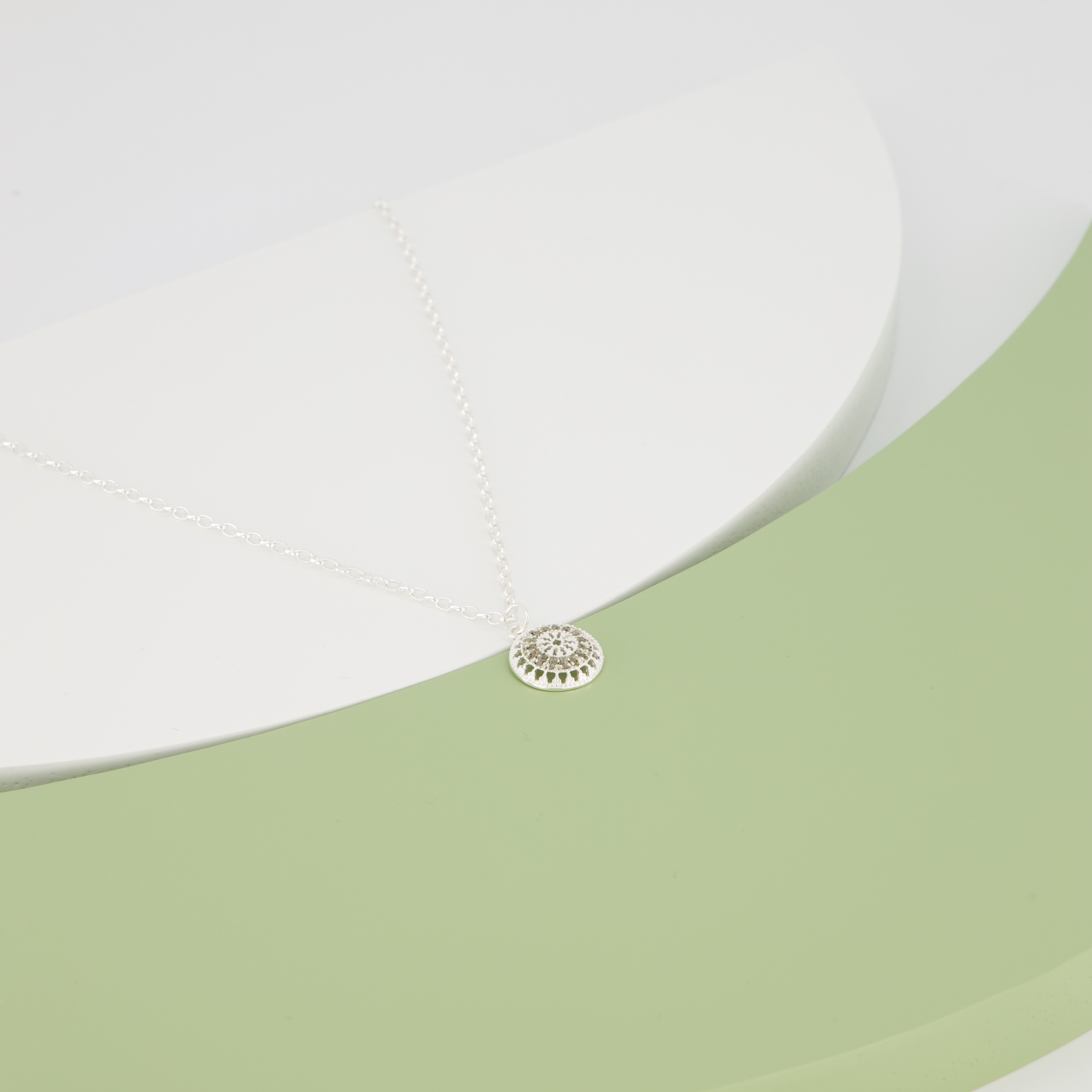 P231101092431 back JPG 26